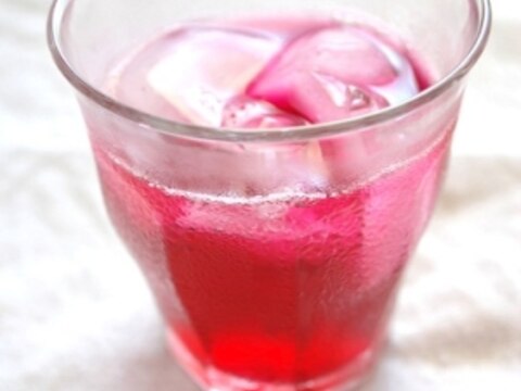 さっぱりゴクゴク飲める☆赤紫蘇ジュース　【飲み物】
